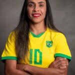 119 x 80 x 77: Marta supera Neymar e Pelé e é a maior artilheira da história da Seleção Brasileira